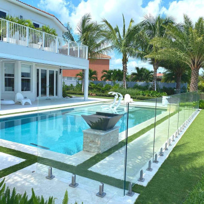 Swimming Pool Glass Barrier System